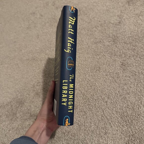 The Midnight Library by Matt Haig, Hardcover Book - LIKE NEW Condition - Picture 5 of 5